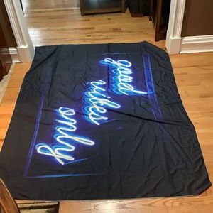 Huge! Good vibes only (never used) tapestry